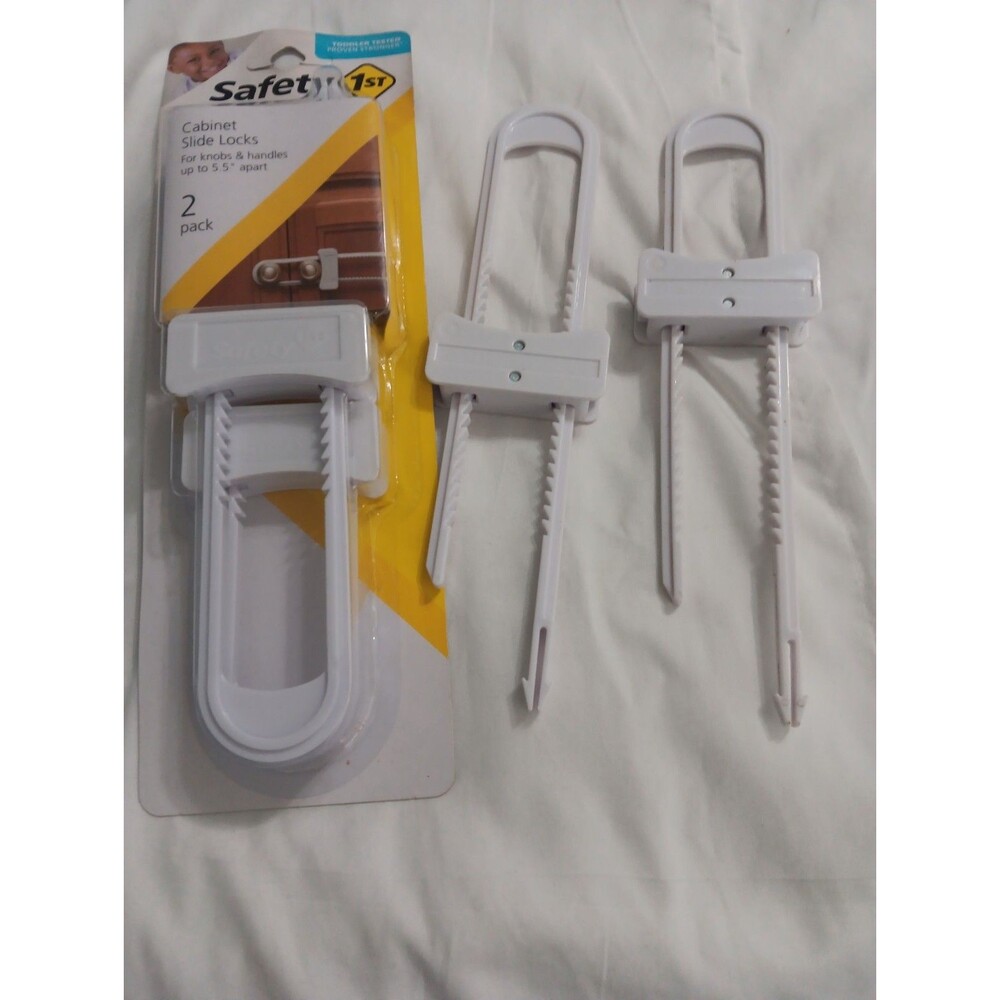 Safety 1st Cabinet Slide Locks 2 pack New - White Plus 2 Used